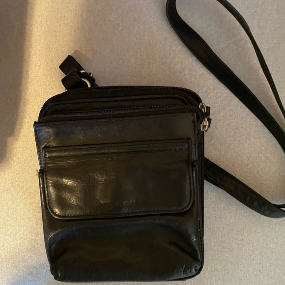 2 Fossil Purses, great Condition - Picture 5 of 10